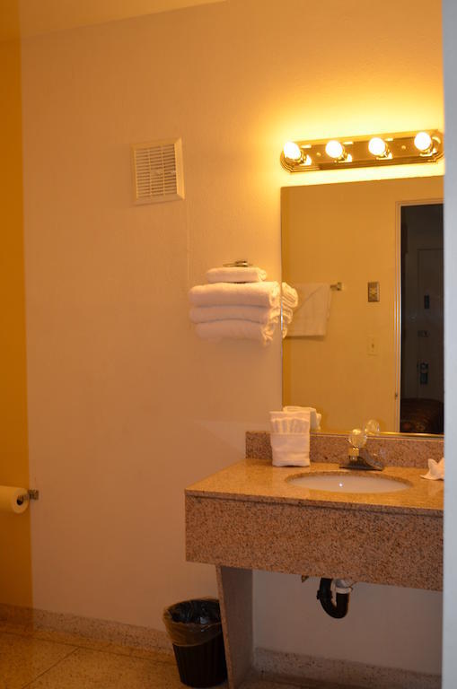 Indio Holiday Motel Quarto foto