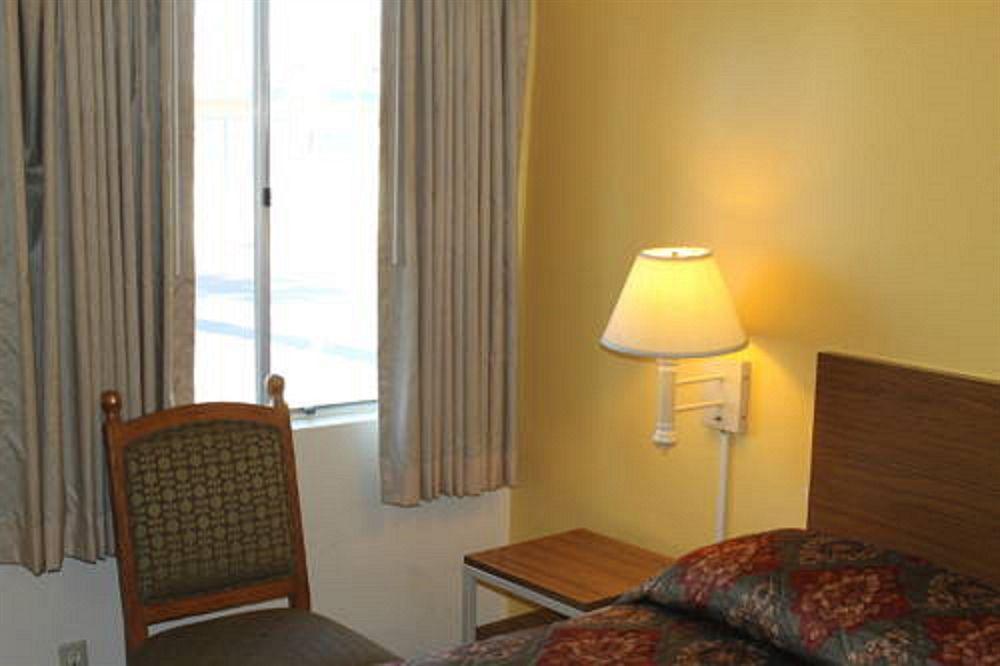 Indio Holiday Motel Exterior foto